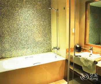 Heyi Hotel Hefei Changjiang Middle Road Extérieur photo